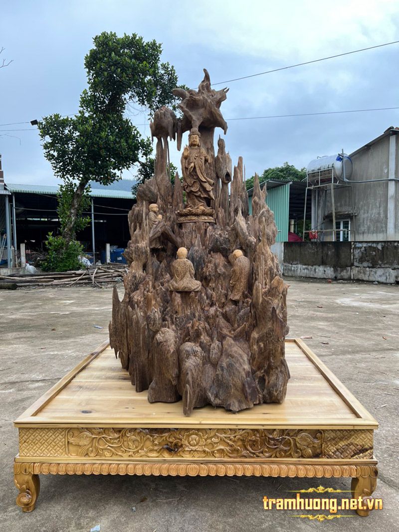 Trầm mỹ nghệ Quan Thế Âm Bồ Tát và Đệ tử 1 Trầm mỹ nghệ Quan Thế Âm Bồ Tát và Đệ tử 1